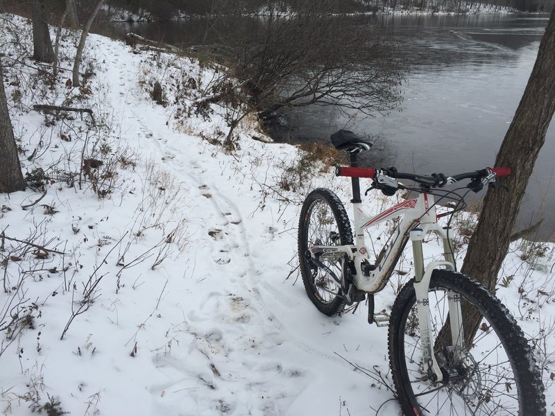 Perfect winter conditions! Love the sound of crunching snow at 20 degrees.