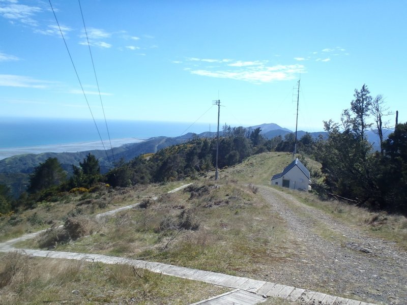 Looking north over Tasman Bay from the top of Fringed Hill (2,602 ft | 793m).