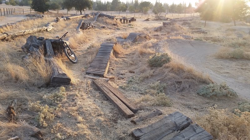 North shore course.  Looks like it was really awesome but it's been seriously neglected.  Upper right corner is a tree blocking the course and most parts of the north shore course are dry rotted and unridable.