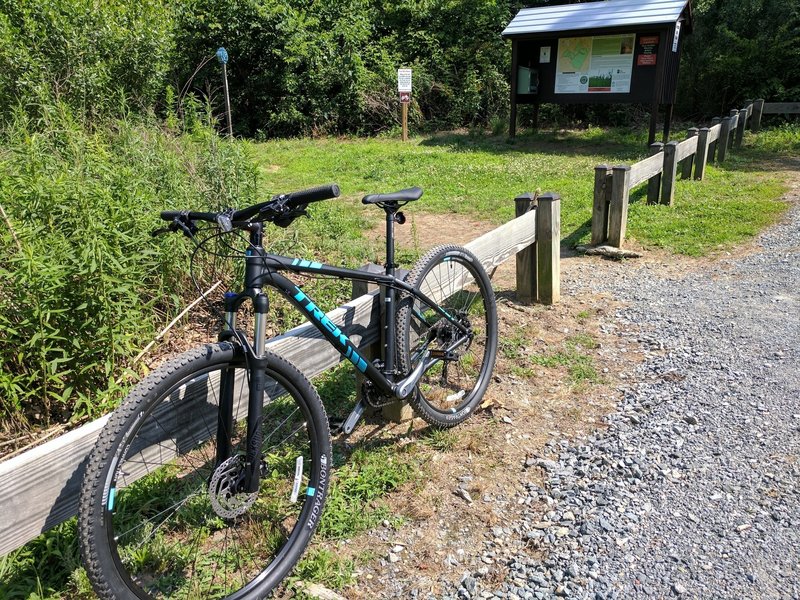 Buffalo Creek Preserve Trailhead