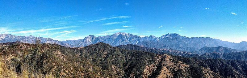 Spectacular views of the San Gabriel Mtns from here.