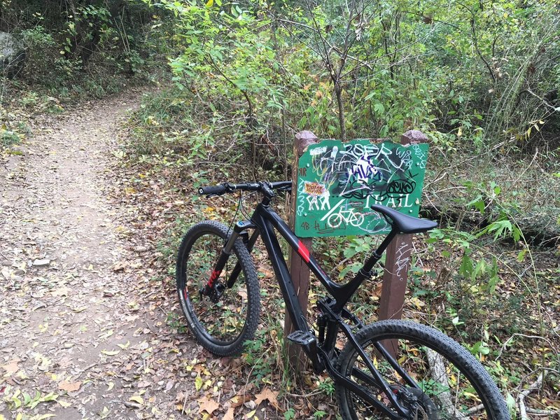 Trail sign just past 360