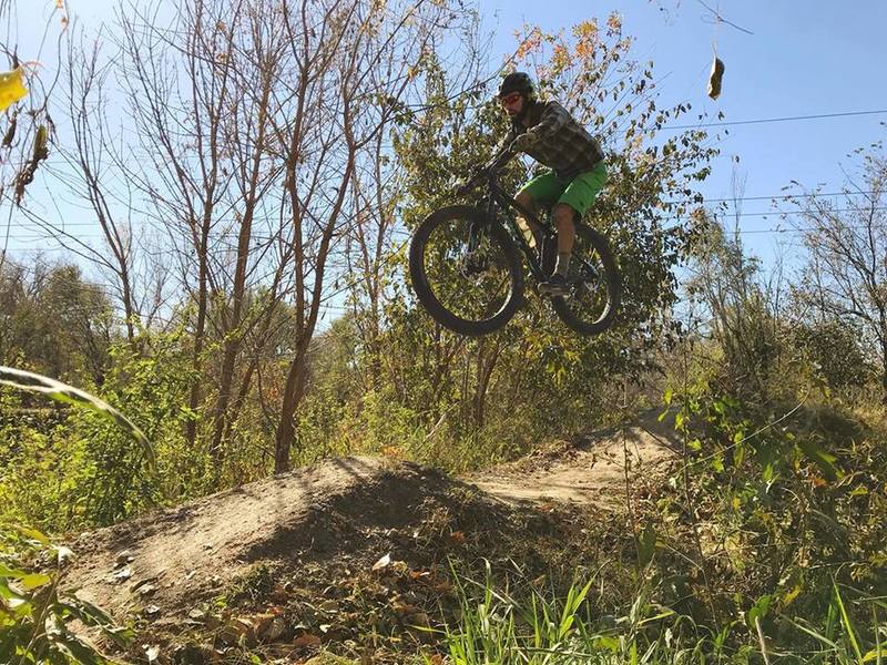 Conquering the gap jump @ the end of The Meadow in Sandy Wash