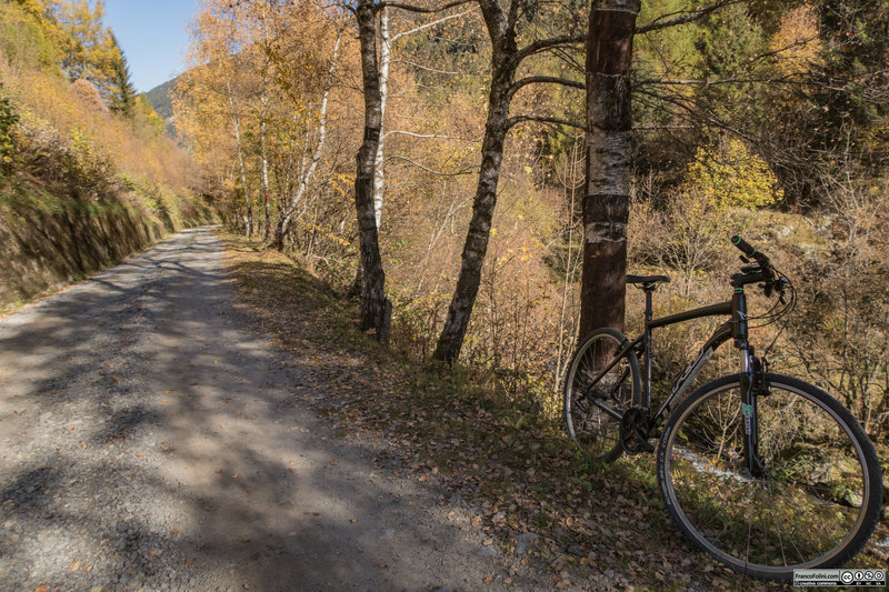 The last section of the road is in in good condition, easy to ride.