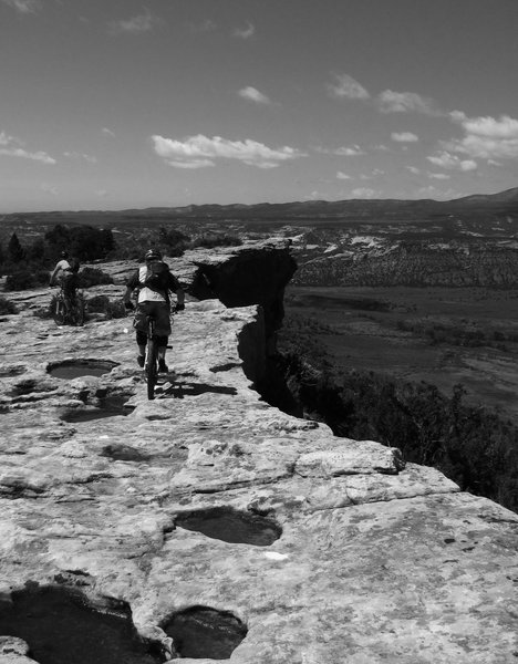 Edge of the cliffs near top of Rojo.