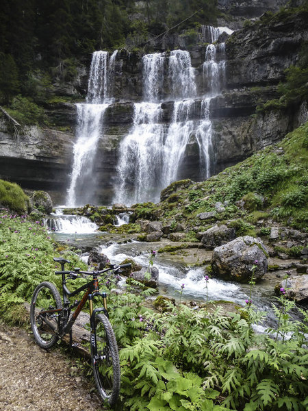 Cascate di Mezzo di Vallesinella (Middle Waterfall of the Sinella Valley)