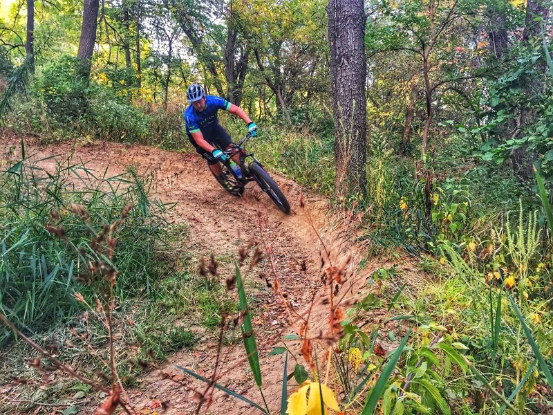 Brian G. enjoying an "insloped turn" on the Flowy McFlow Face trail :-)