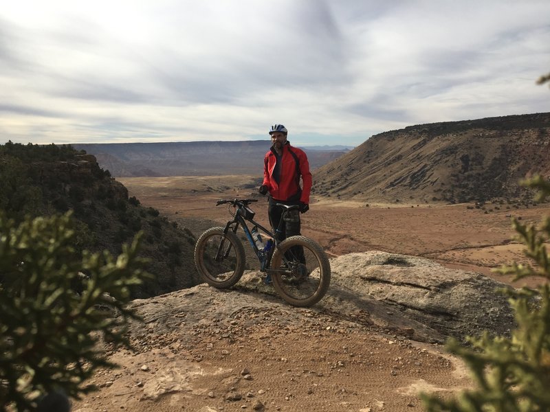 Margarita Trail rides along the mesa edge...great views!