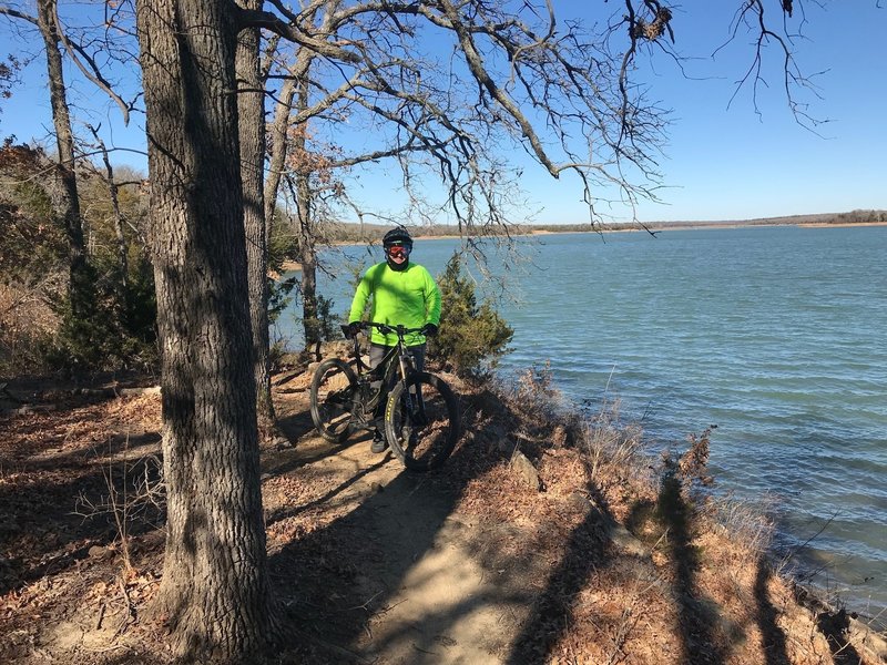 The trail runs right on the lake at spots.