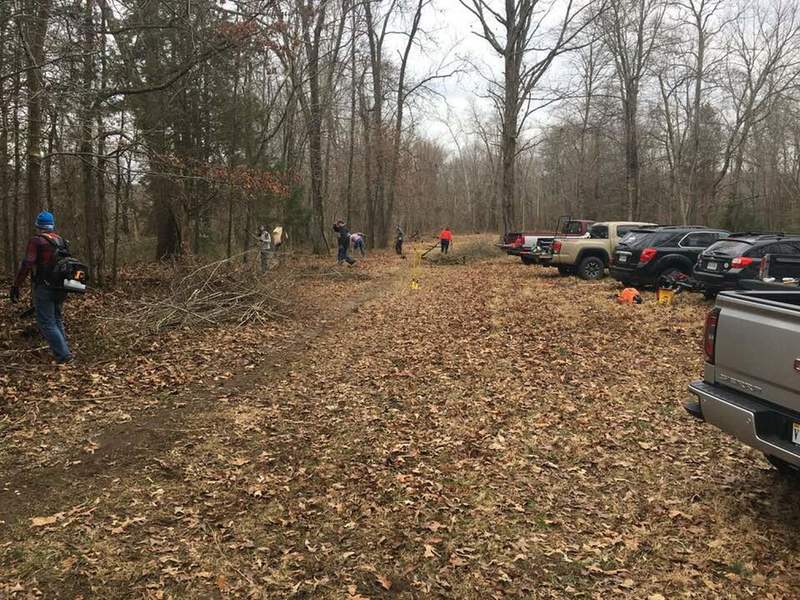 CAMBO Trailhead Parking