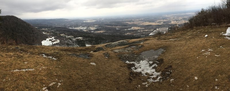 Hang Glider ledge!