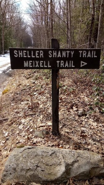 Trailhead off Breon Road/Rag Valley Road.