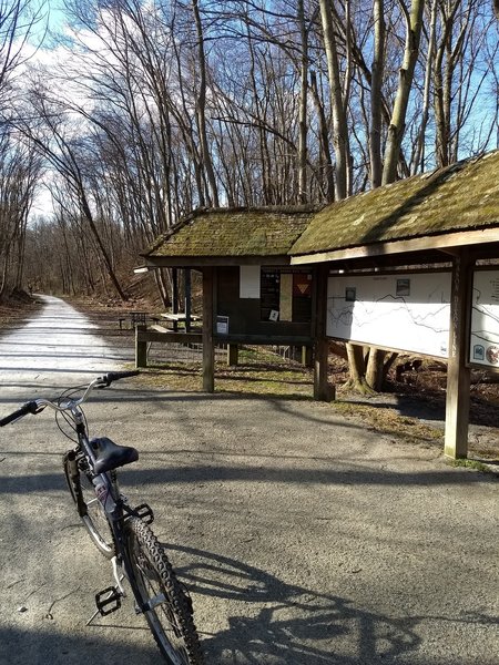 Trailhead kiosk at MD/PA line