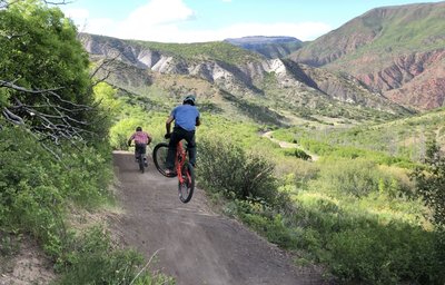 Airing out a roller on Lighting Bug, looking north, down the canyon.