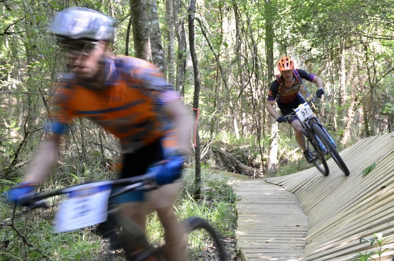 racers attacking the new EWOK wooden berm