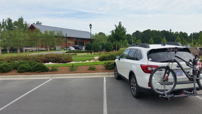 Parking at The Farmhouse coffee/sandwich/beer shop.