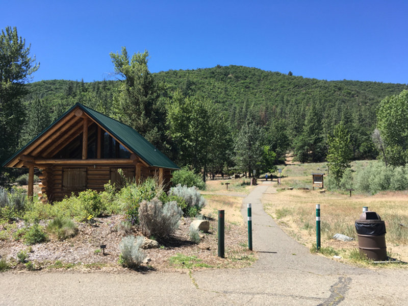 Parking Lot - Trailhead