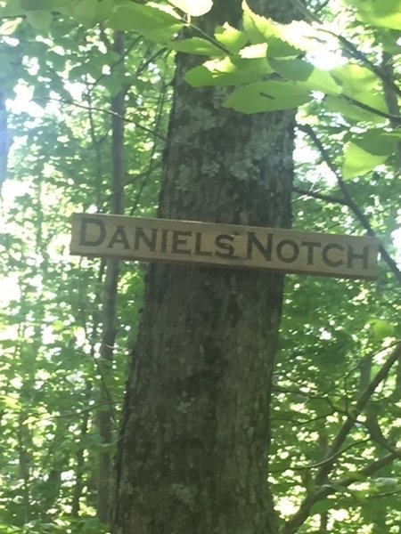 Sign at entrance to Daniels Notch trail