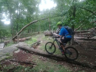 Sprain ridge outlet mountain bike trail