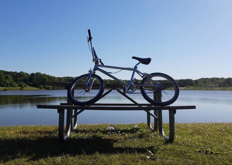 Rest stop on Bullfrog Lake