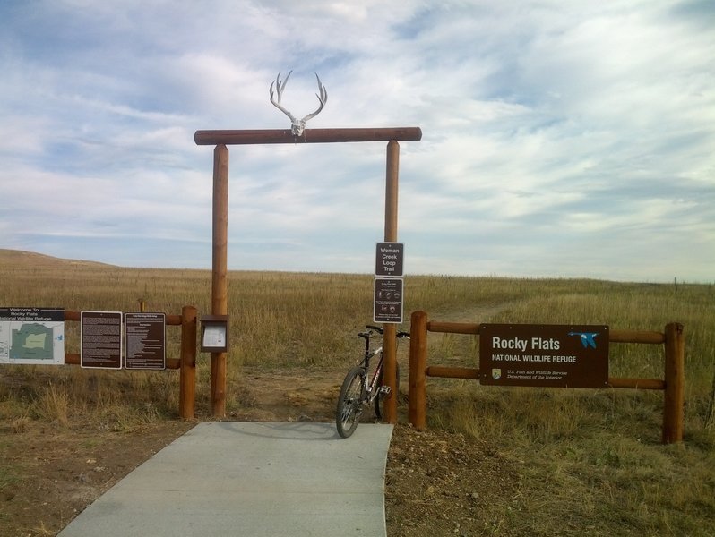 Entry at trailhead