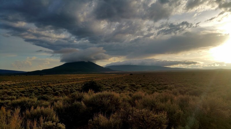 Misty cerros.