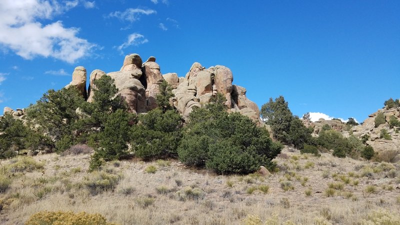 Towering rocks along Limekiln Creek Rd