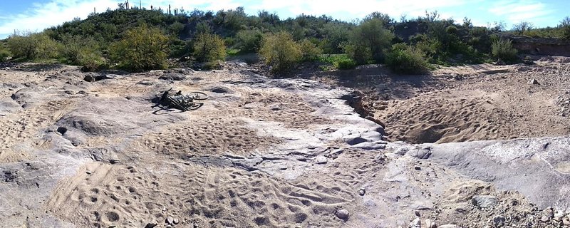 First crossing of the Agua Fria River, in typical dry conditions.