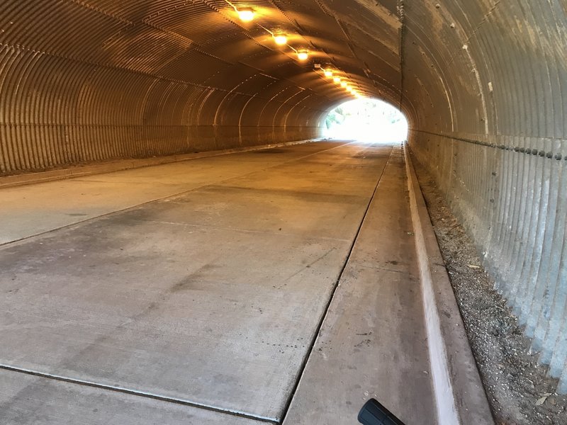 Tunnel.