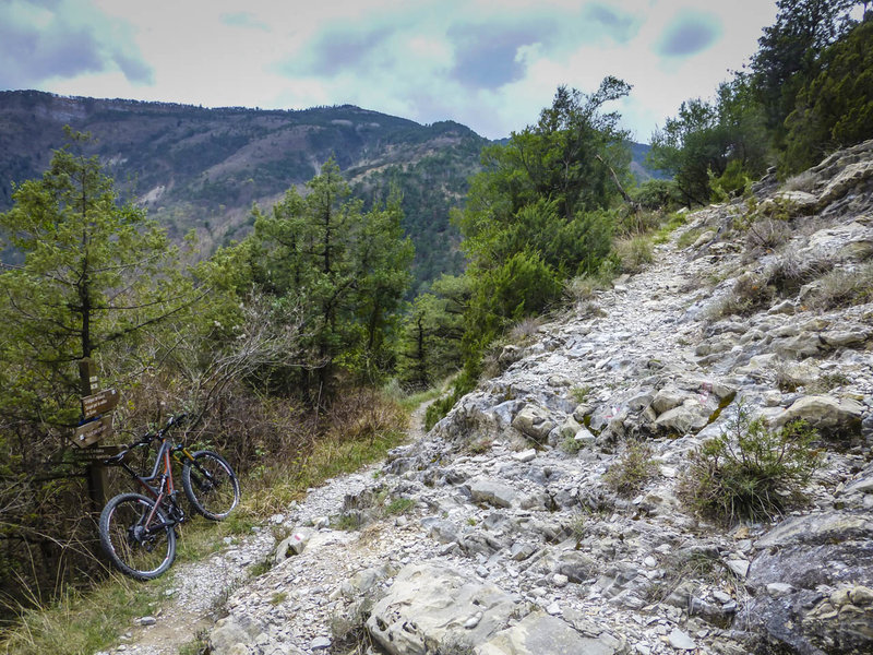 Chunky descent on GR52A