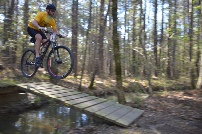 getting BIG AIR and kicking the tail out during the NOMAMBO's Run to the Hills race at Mount Zion