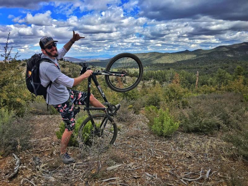 I just finished downhill surfing this amazing black diamond singletrack. The views as you can see are amazing!