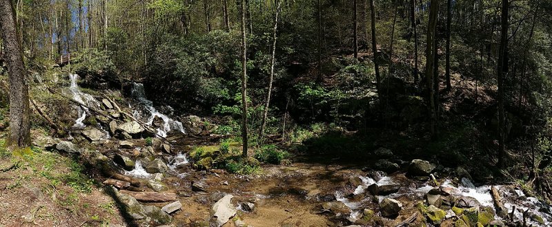 Waterfall on Barnes Creek.