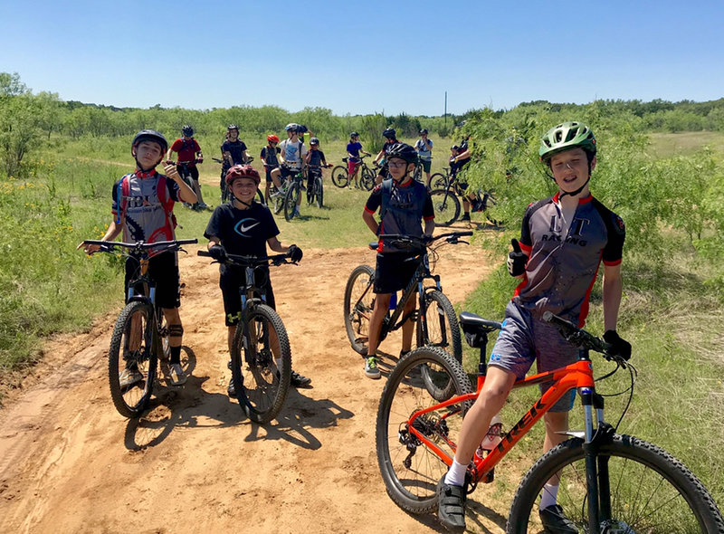 LTR middle school boys team out at Reimers Ranch for practice