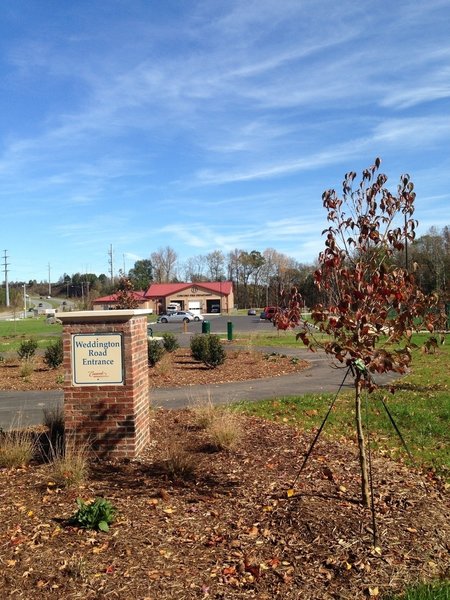 Northern entrance to Hector H. Henry II Greenway (Weddington Road) near Dog Park