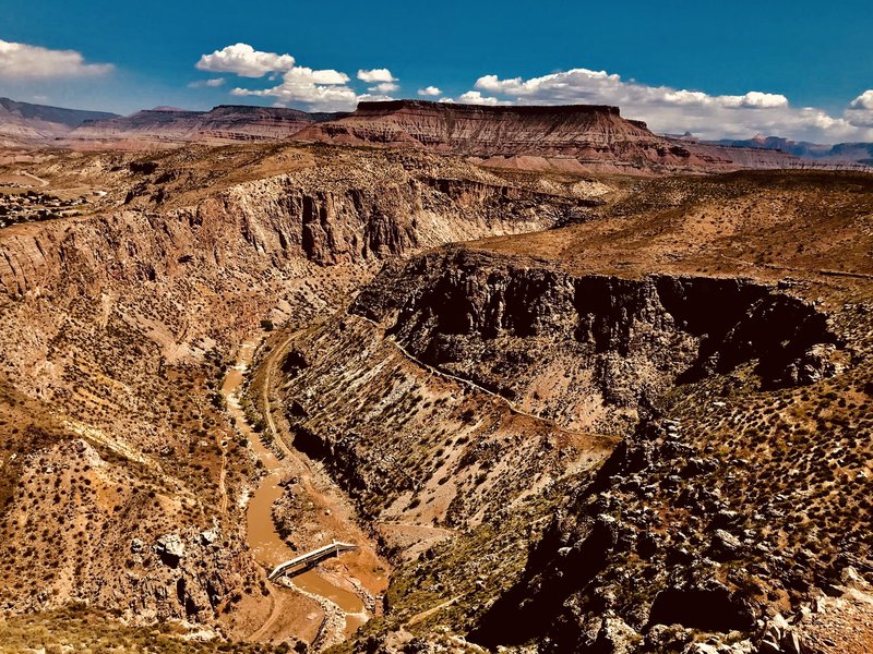 Hurricane Rim Trail