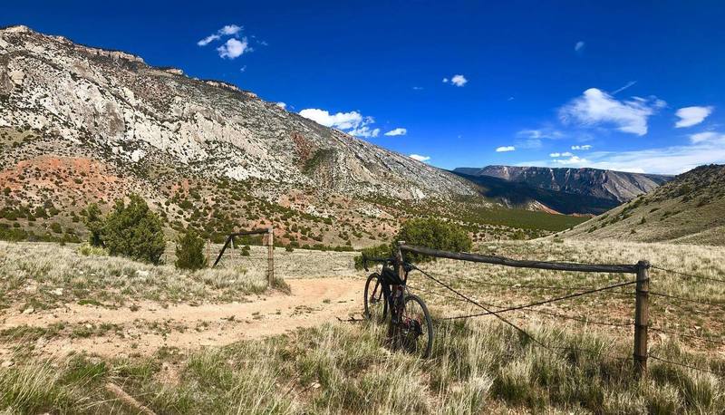 Bad Medicine 20 route takes you to the base of the Bighorn Mountains.