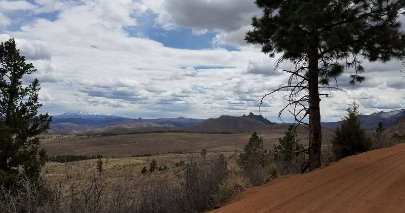 Pike's Peak under cloud