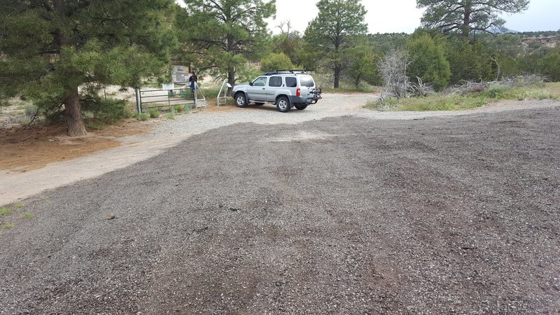 Trailhead parking for Potrillo Canyon.