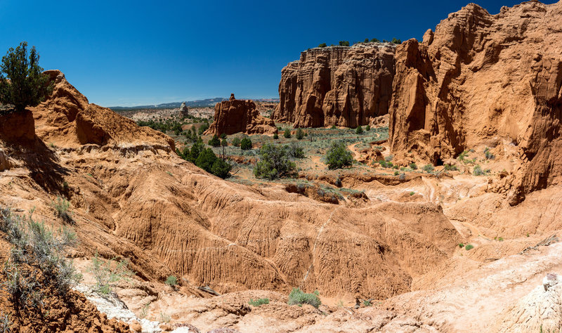 Amazing colors brighten the rocky ground in Kodachrome Basin State Park.