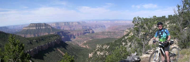 Photo-op along the Rainbow Trail.