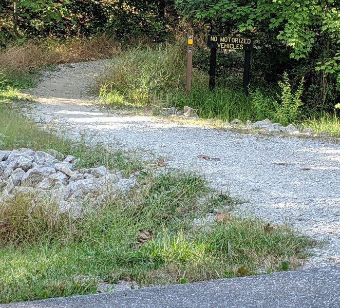 Trailhead before park gate