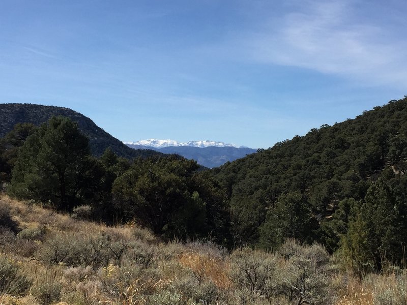 Beautiful views from the top of Pequop Rest Area - Paine Basin Access Road (this section of the road up here is a bit rocky but wide and not too bad).