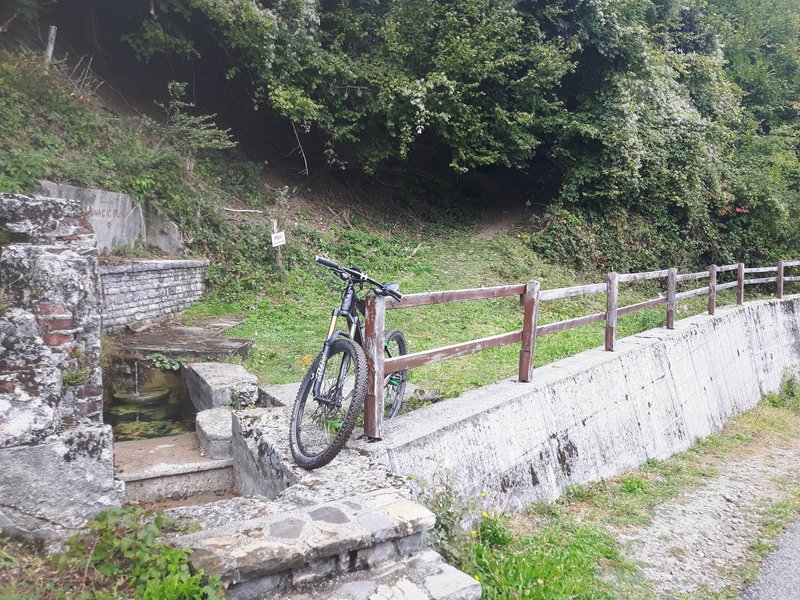 The source beside road-Nr.753 at the end of "Kovacic planina, Upper Doubletrack and path"