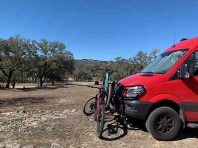 Amazing spot, owners are SOO Cool and Friendly!  Camping available at super reasonable rates with hookups available!