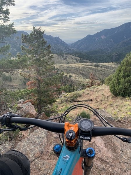 One of the best view spot on the trail. If you're riding clockwise (which is way better) before you start descending the first singletrack there's a bench, but you can climb a bit more and get this view.