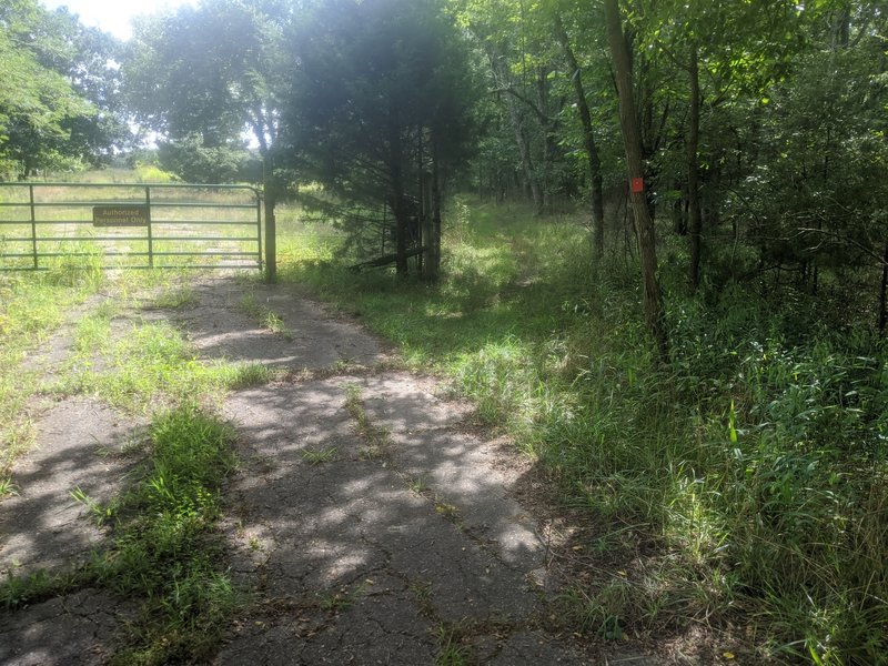 Travel down a service road for a few hundred feet from the parking lot, to this sign, if you're starting at the suggested big loop start point the  the