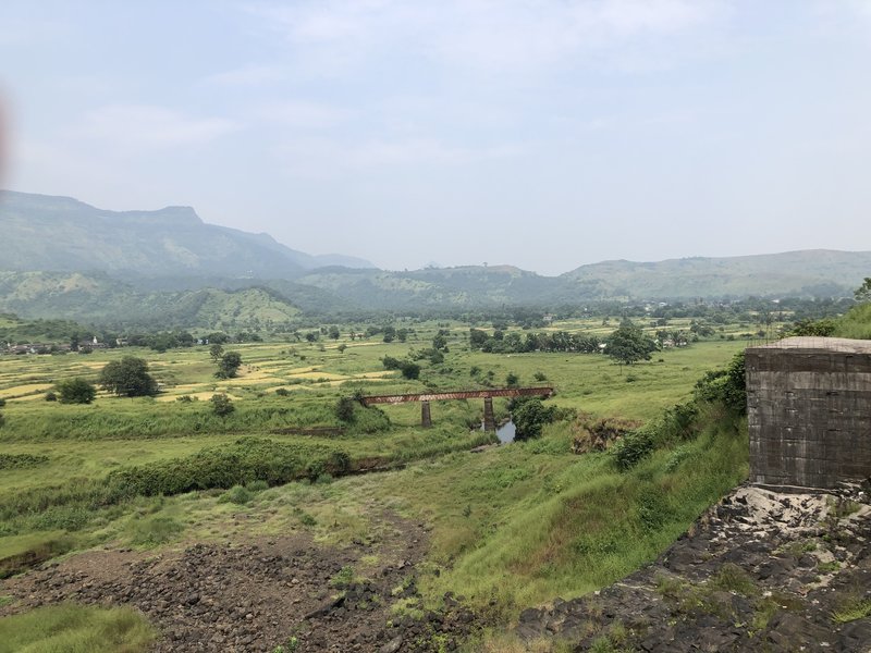 Pali Dam Trail