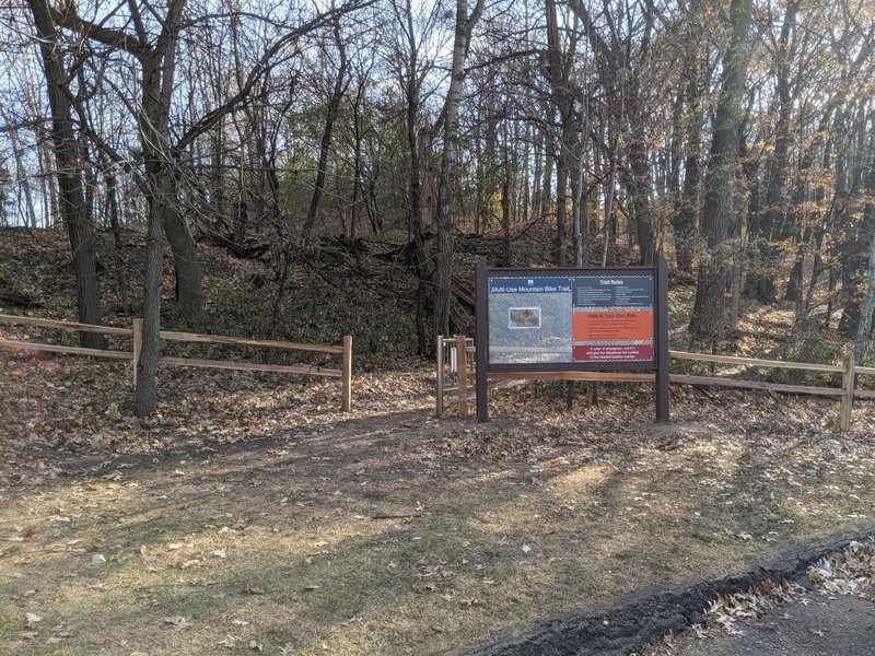 Lone Lake Park Trailhead