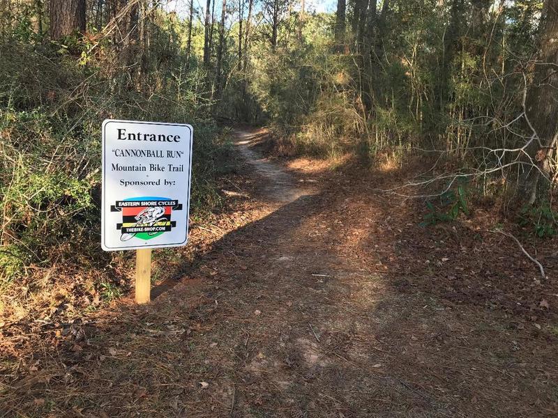 Cannonball Run entrance signn